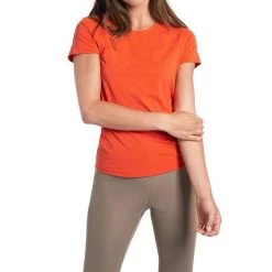 Lolë T-shirts and polos Women's Performance Wool Short Sleeve T-shirt